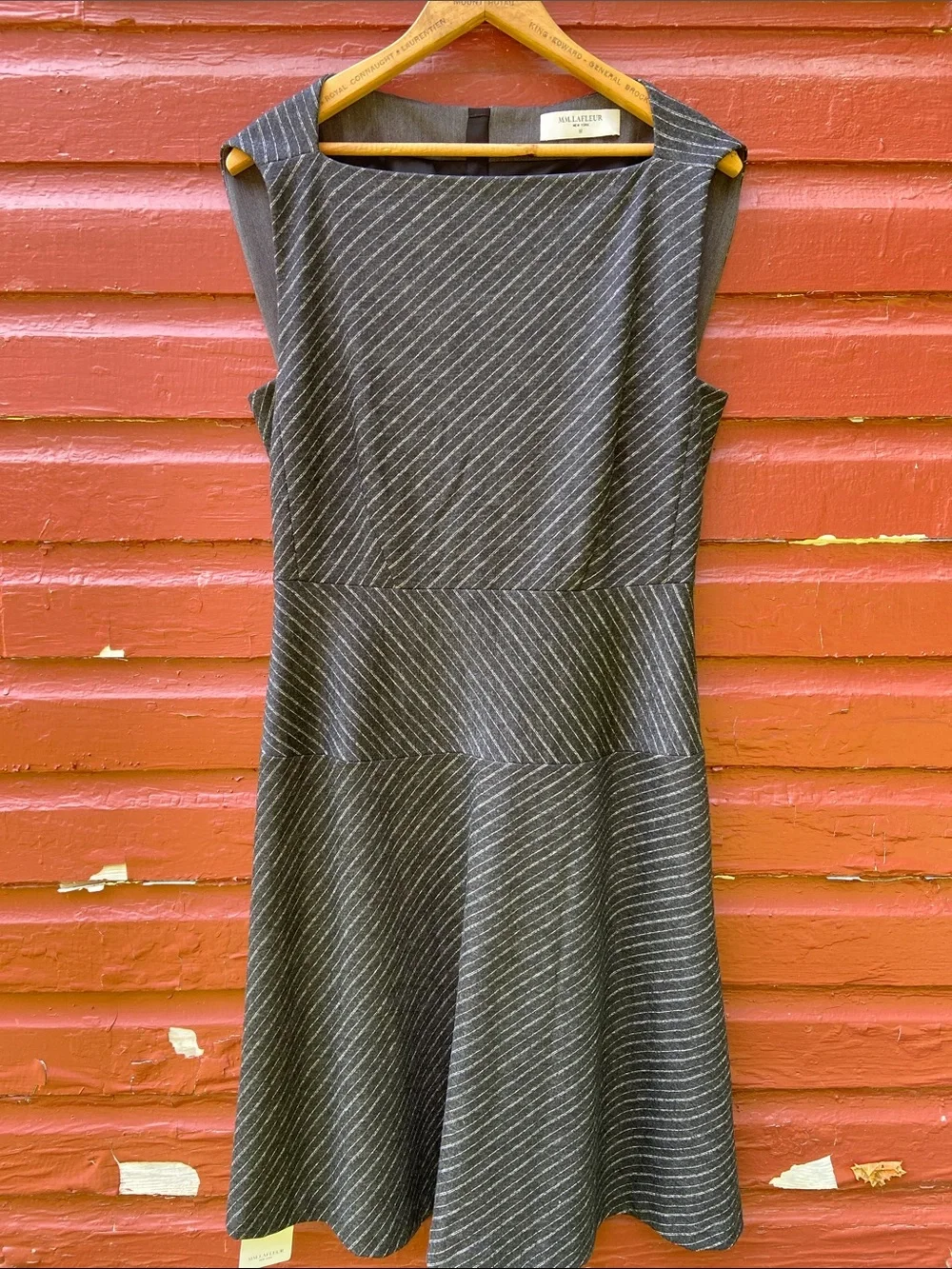 New! M.M.LaFleur The Cindy Dress in Charcoal Grey Etch Pinstripe Women's Size 12